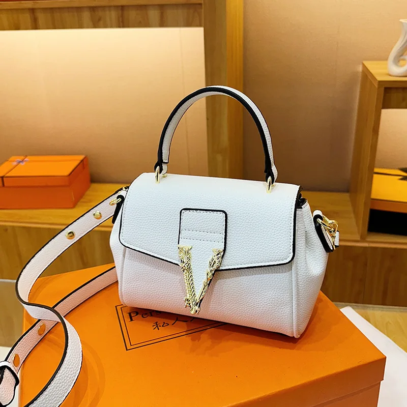 

Unique Niche Design Korean Bag - Large Capacity Casual Shoulder Bag, Multifunctional Crossbody & Top-Handle