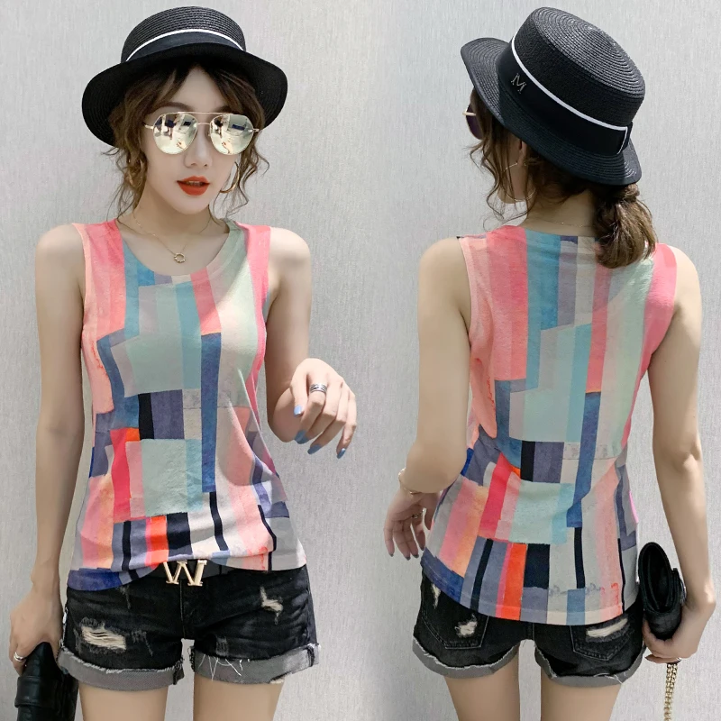 Modny, drukowany damski top na lato 2024, bazowa warstwa, odzież wewnętrzna, dopasowany T-shirt, elegancki styl do pracy.