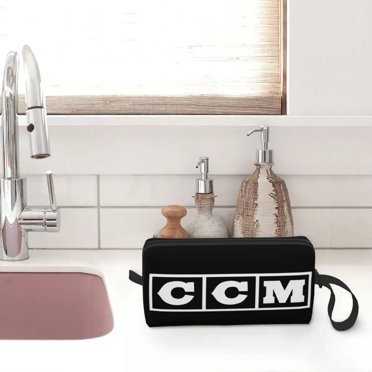 CCM Canada Logo Ice Hockey Makeup Bag Large Cosmetic Bag Men Women Toiletry Bag Accessories Organizer