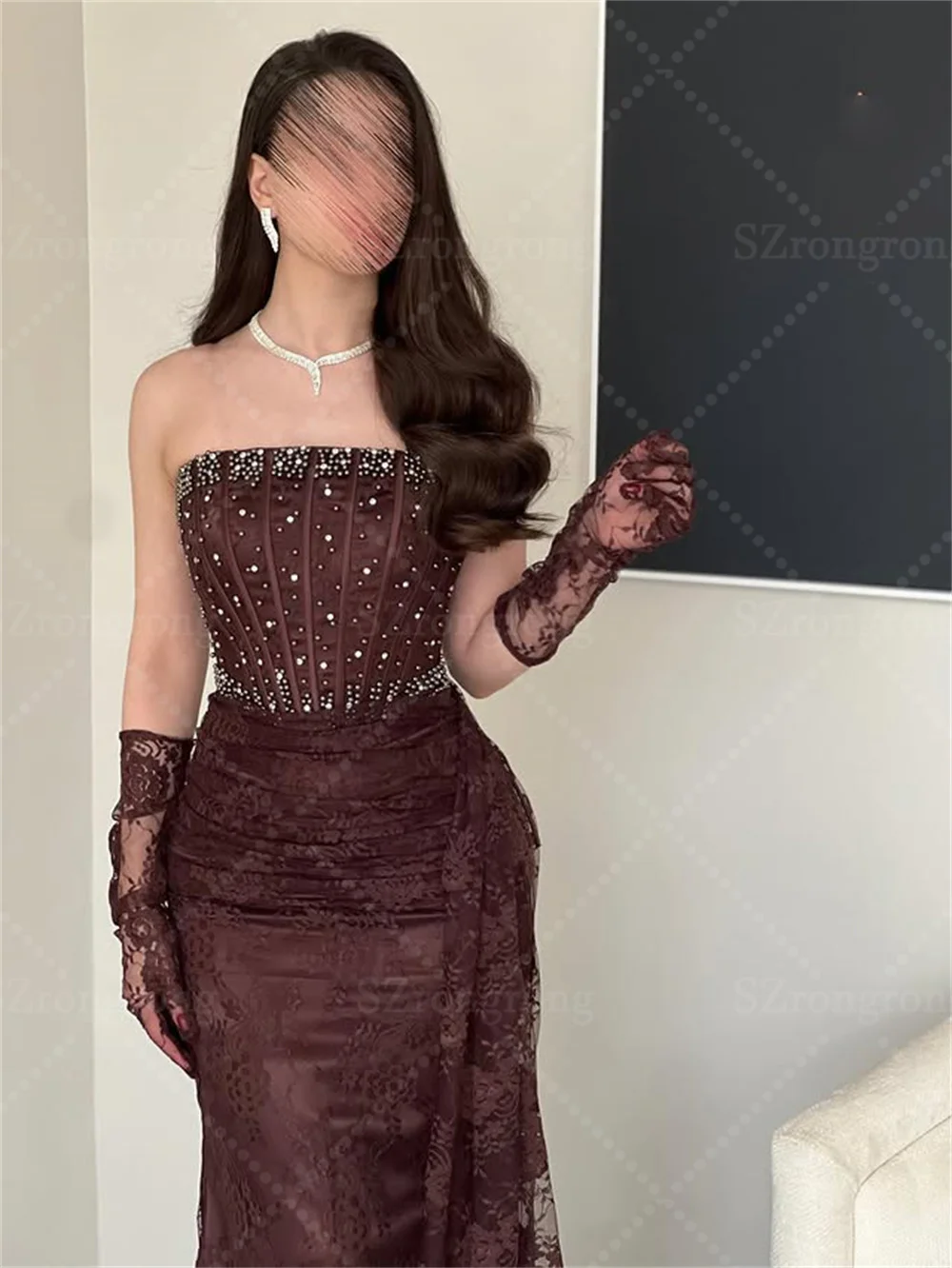 فستان سهرة فاخر مصنوع حسب الطلب بياقة قارب من الدانتيل مطرز بالخرز وأربطة من الخلف فستان ماكسي بطول مطوي للحفلات الراقصة مع قطار #4