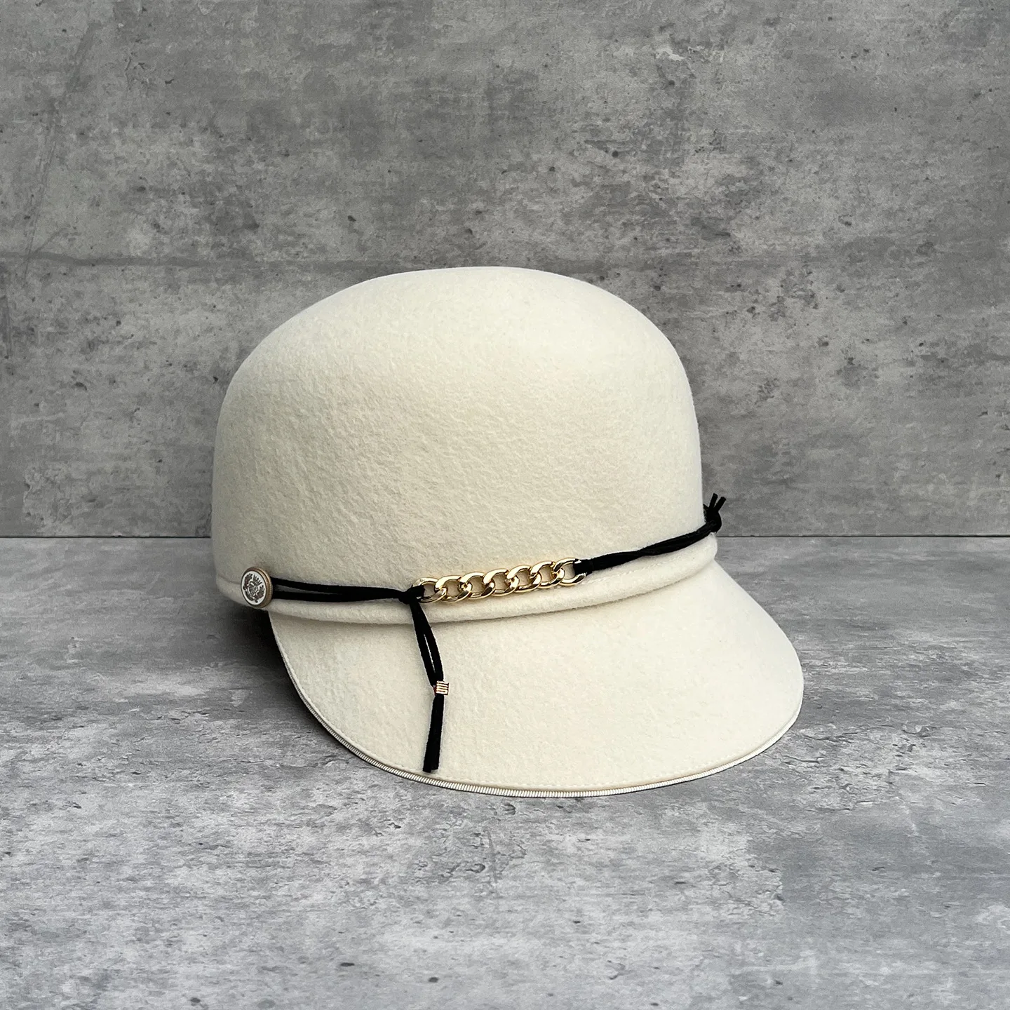 japanese-100-women’s-wool-newsboy-cap-casual-fashion-dome-cap-with-gold-chain-decoration-fashionable-warm-equestrian-hat