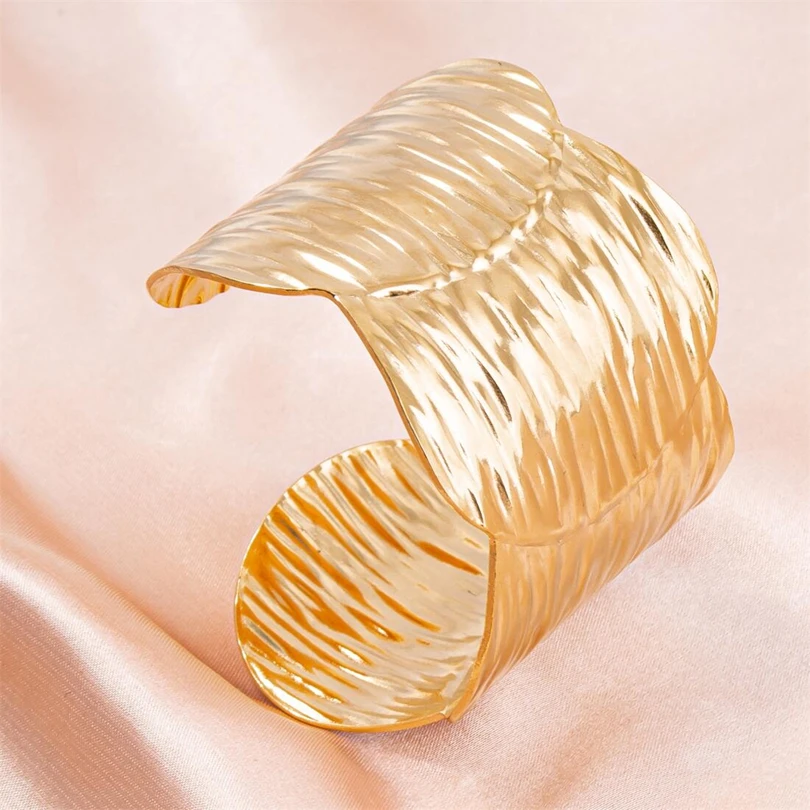 1Pc Stainless Steel Women Hammered Irregular Bowknot Flowers Chunky Open Bracelet Trendy  Animal Butterfly Cuff Bangle Jewelry