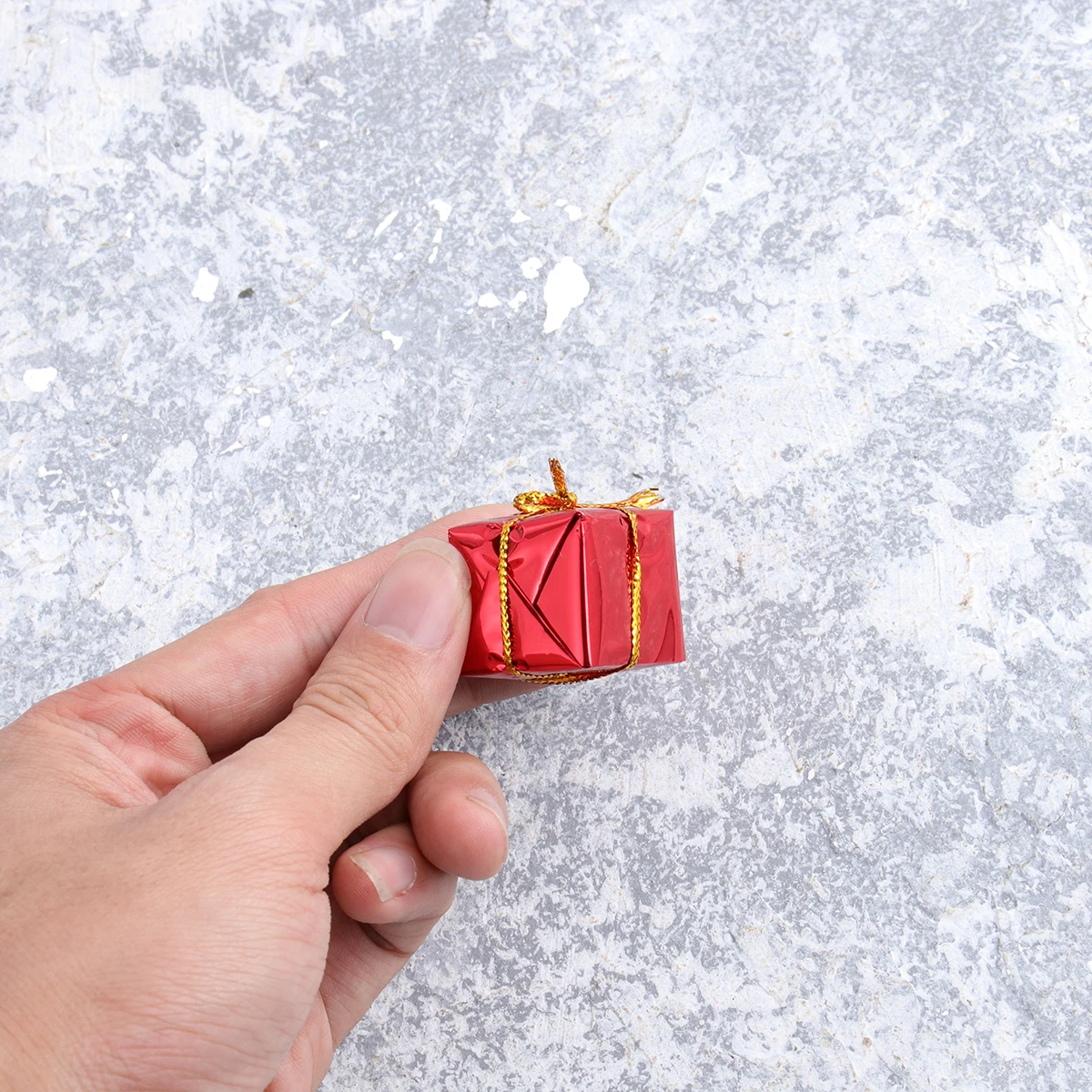 

60Pcs Delicate Christmas Tree Ornaments Festive Hanging Decor for Holiday Party Home Office Hotel Restaurant Mansion Indoor