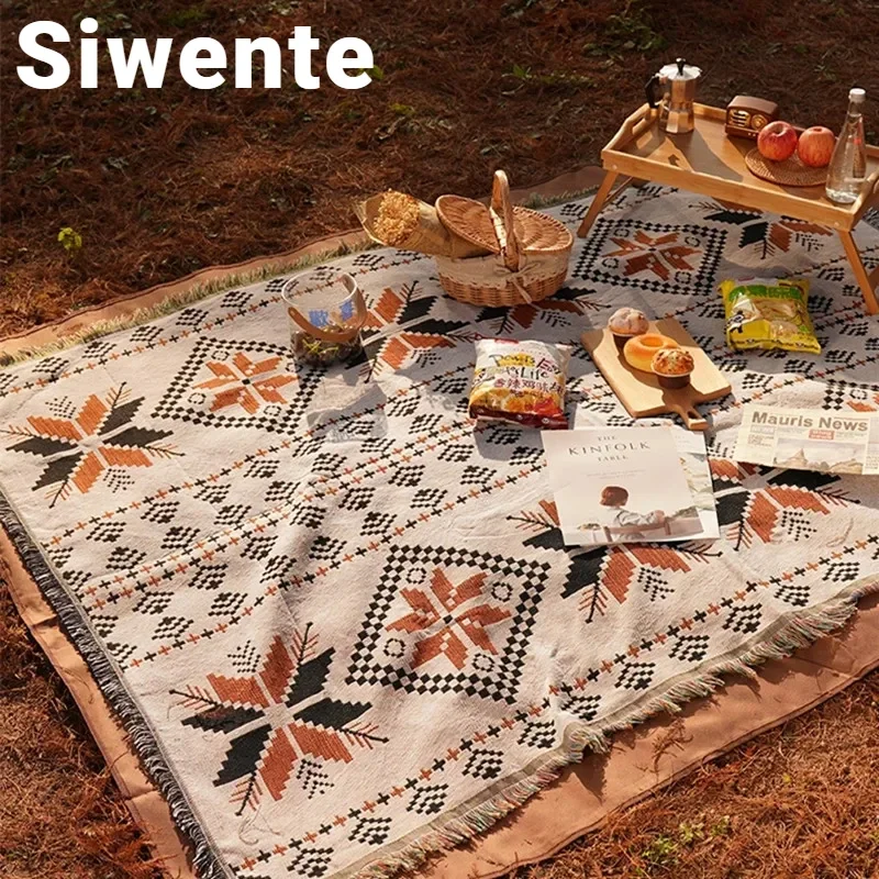 Bohemian Ethnic Picnic Blanket with Tassel Throw Sofa Blankets for Bed Cover Outdoor Camping Mat Sofa Travel Rugs Home Decor