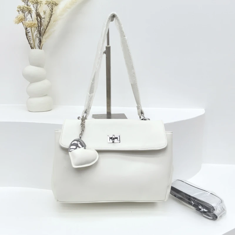 

Fashionable Ladies Leather Tote Bag Large Capacity Designer Inspired Work Bag With Zipper Pocket Durable Women Travel Handbag