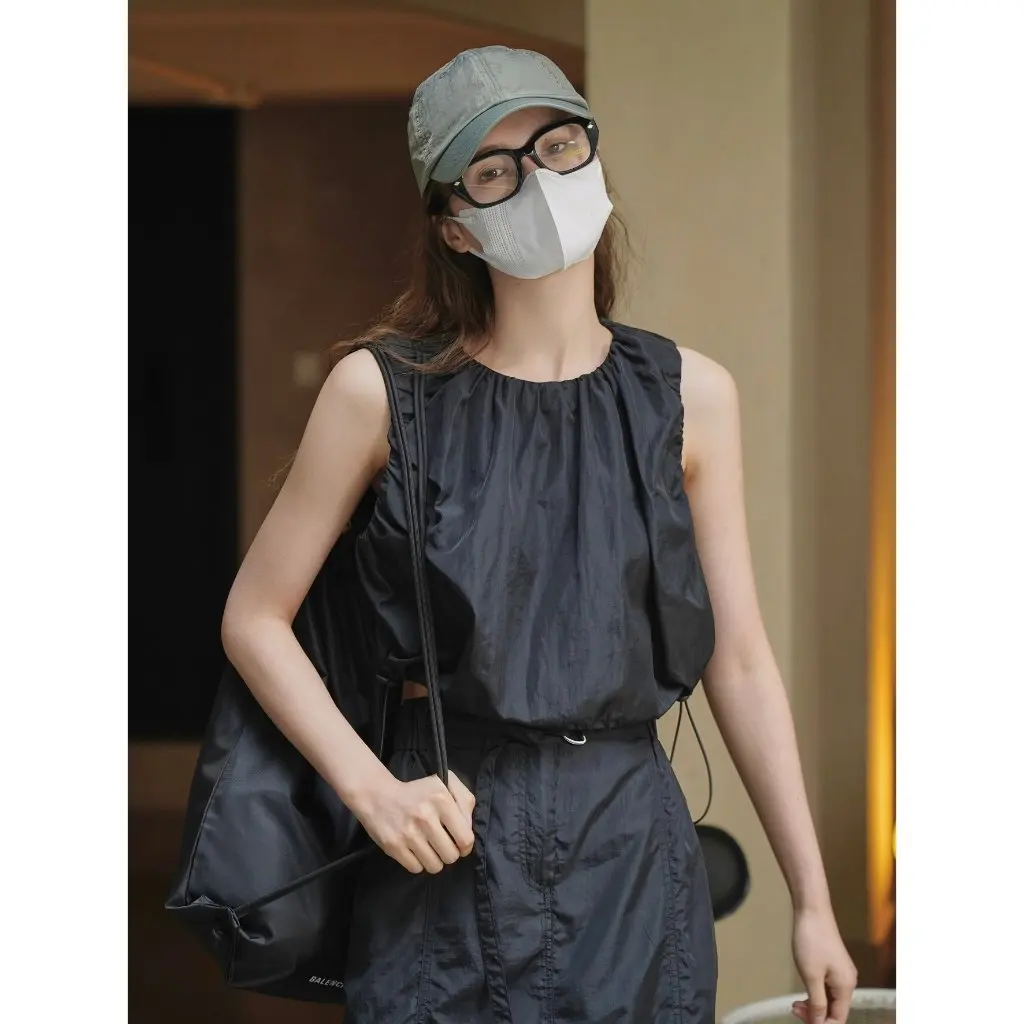 

Lu Fu Women's High-Waisted Short Vest Korean Street Style Slimming Trendy Summer Fashion Work Outfit