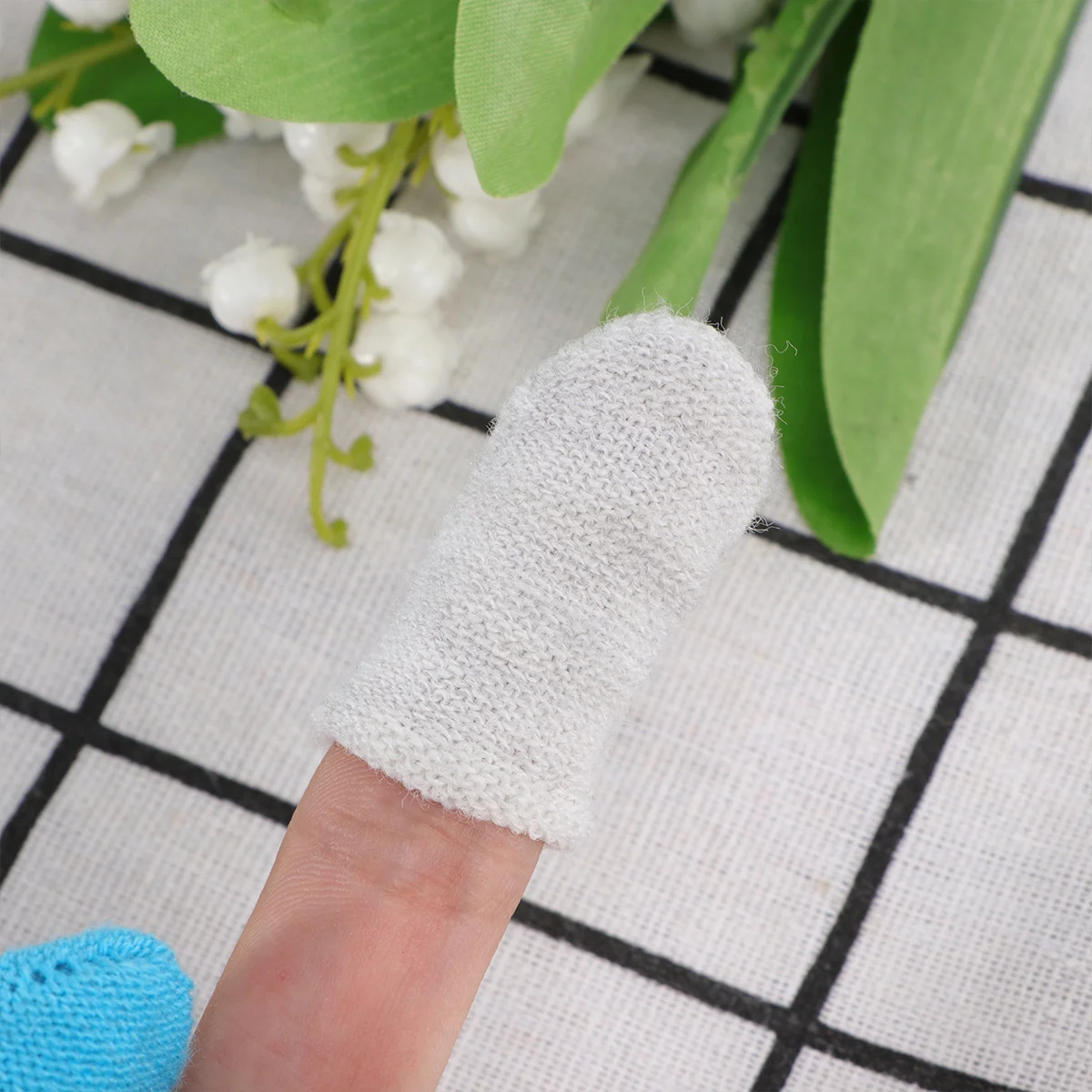 5 szt. Antystatyczne nakładki na palce z włókna spandex, lekkie, odprowadzające pot, elastyczne, miękkie nakładki na palce do gier mobilnych, męskie i damskie