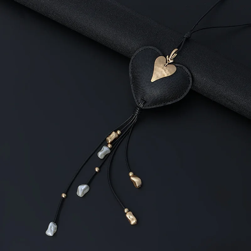 DIY accessories special supply for new necklaces, European and American retro big peach heart, high-end fringed sweater chain, w