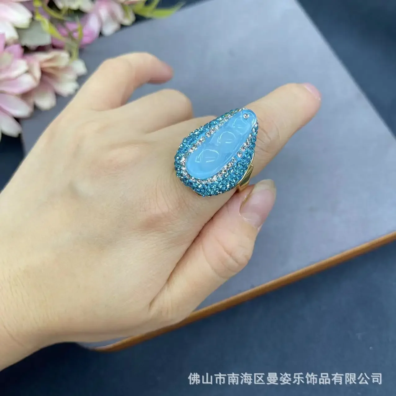 Cuentas de cadena de piedra de Tianhe, joyería personalizada de tres piezas, diseño original