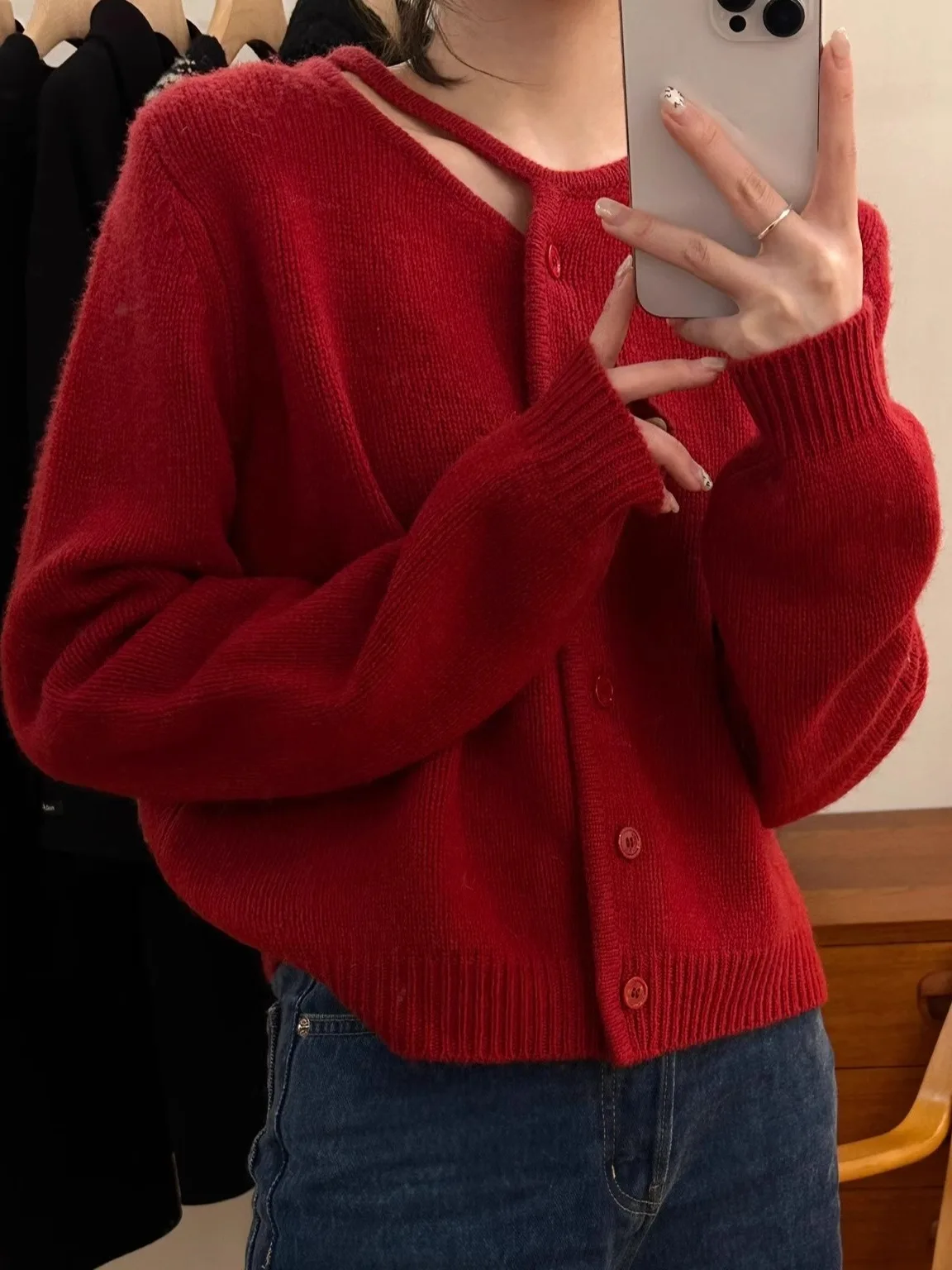 

Ele свитер на одной пуговице, женский новогодний модный дизайн с вырезом, весна-осень-зима, женский милый свободный крой