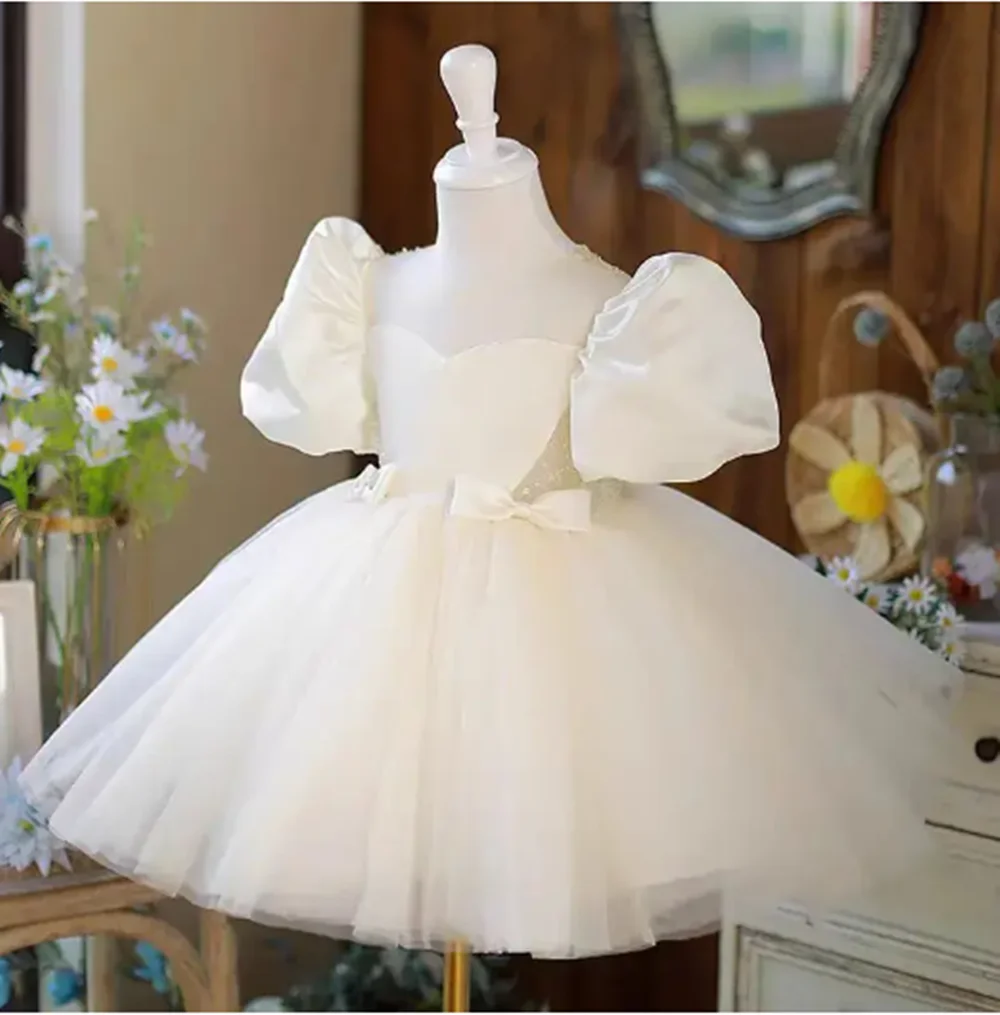 

Customized Lvory Flower Girl Dresses For Wedding Pearls Sequins Knee Length Lovely Little Girl First Communion Elegant Ball Gown