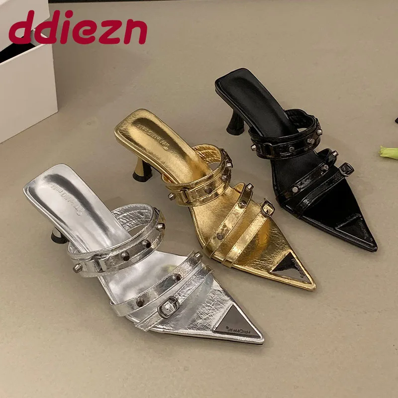 

Новинка 2025 года, модные женские туфли-лодочки с заклепками, туфли на каблуке, женская обувь без шнуровки, женские шлепанцы на высоком каблуке с острым носком, обувь