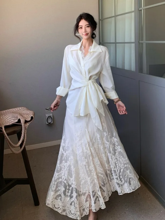 

Elegant High-Waist Embroidered Sunscreen Shirt And Half-Length Skirt Set Women's Fashion Spring Collection Two-Piece Suit