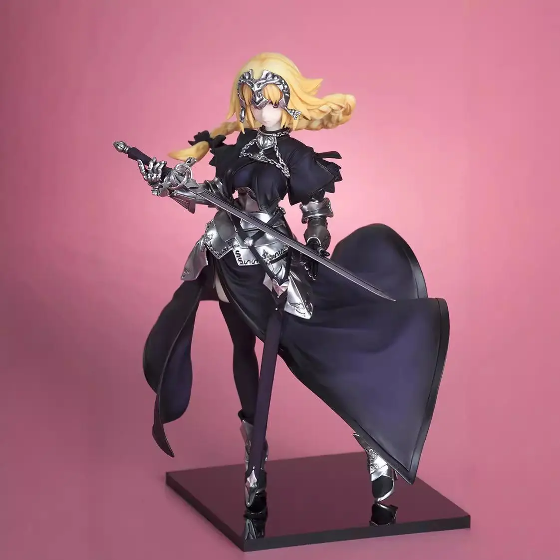 Fate/Apocryphe Figures Joan Of Arc Figure Jeanne D'Arc Action Figurine Fate/Zero Pvc Models Gk Models Collectible Toys Dolls Gif