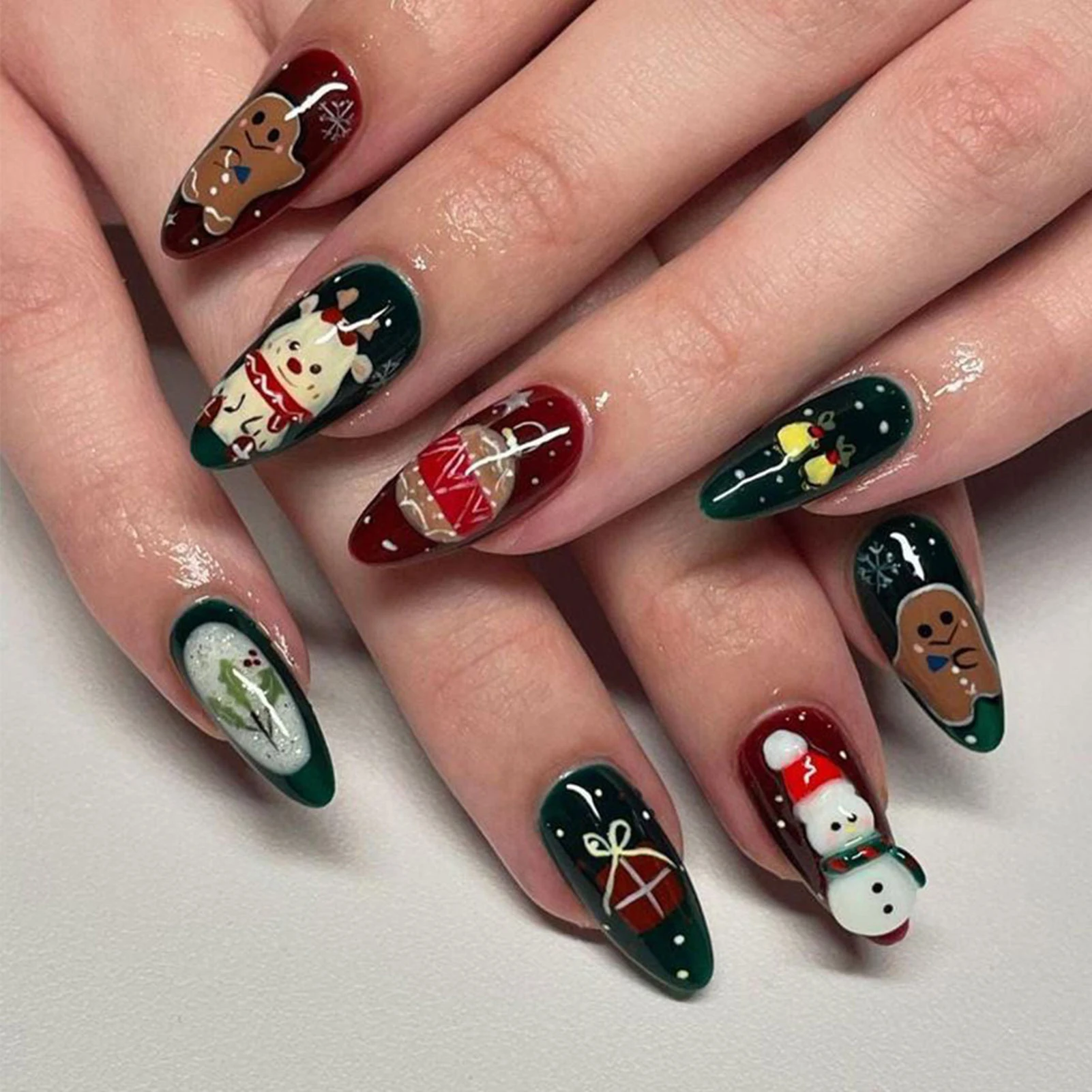 Red/Green Almond Fake Nails for Christmas Party DIY Manicure 24Pcs Acrylic Press On Nails Snowman/Gingerbread Man/Bear Printed