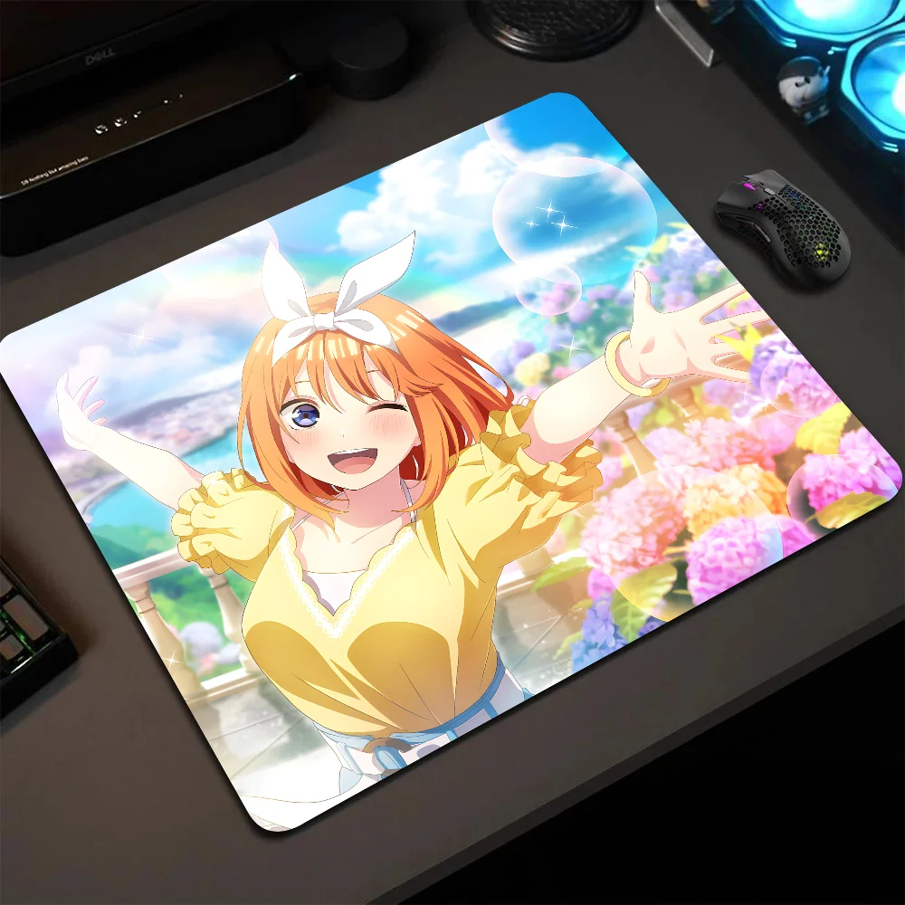 

Yotsuba Nakano The Quintessential Quintuplets Anime Mousepad Small LockEdge Mouse Pad Gamers Computer Desk Pad Anti-slip Rubber