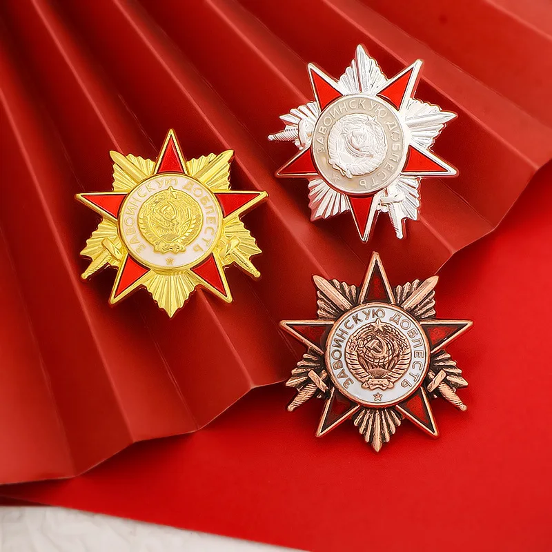 1/3pcs Retro Early Soviet Medal Heroic Sickle Hammer Brooch Commemorative Metal Badge for Soviet Military Fans National Emblem