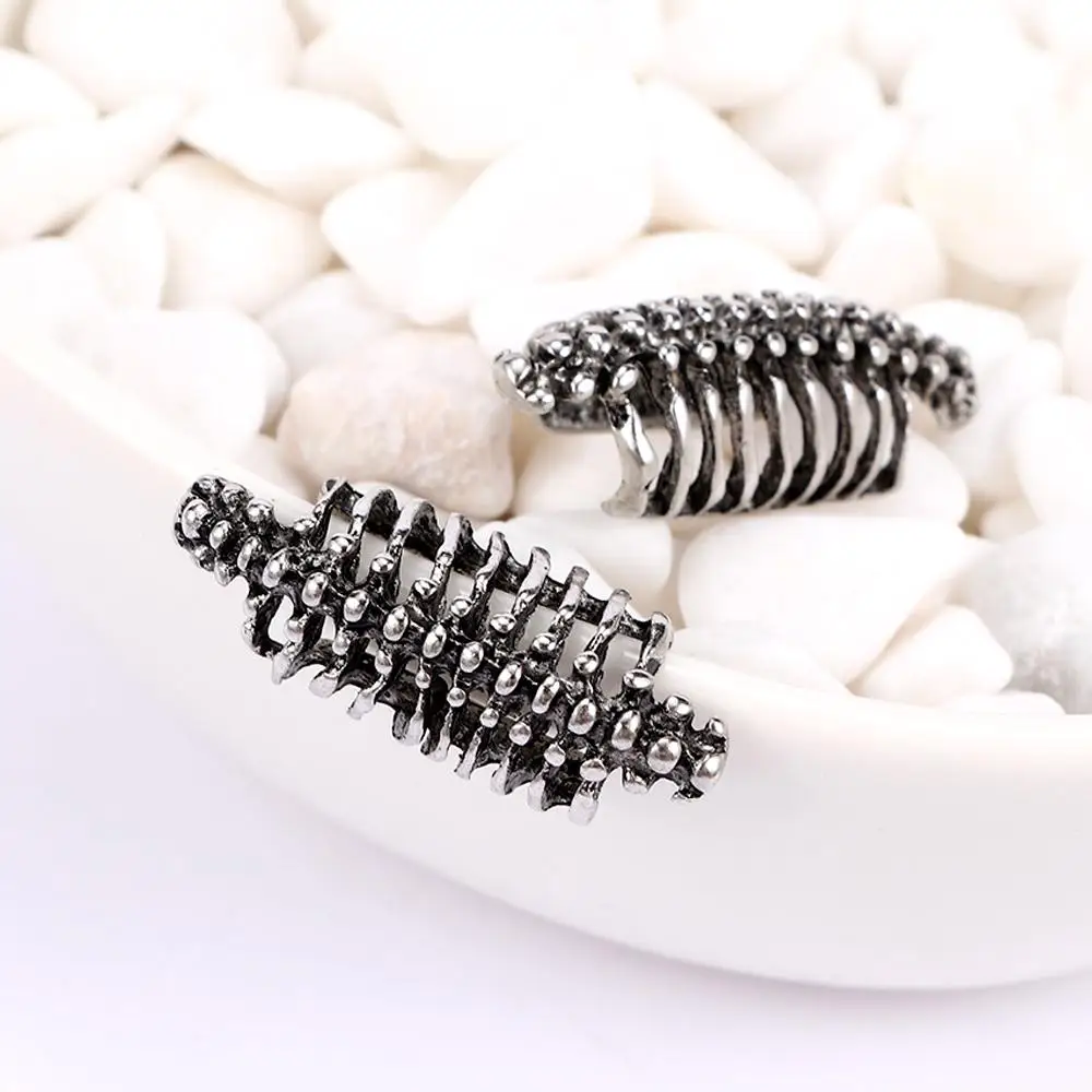 

Spine Retro Ear Hand Clip Stud Women Piercing Unisex Earrings Skull Punk Gothic