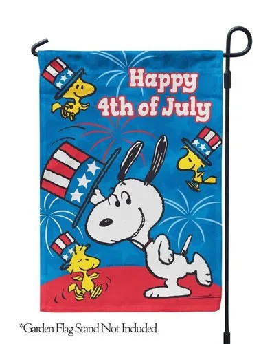 Vintage PEANUTS Happy Fourth Top Hat Snoopy Garden Flag Flag FL14 TTN