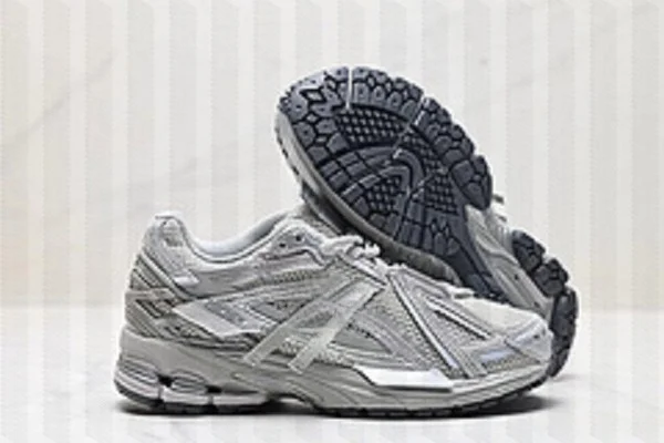 2026 nieuwe klassieke hardloopschoenen paar sportloopschoenen heren dames ademende veelzijdige schoenen 36-45