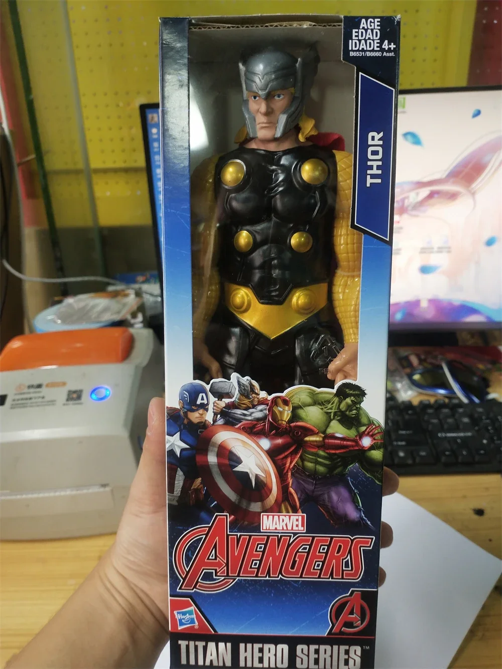 Hasbro Avengers Marvel Marvel Titan Hero Series Thor B6531