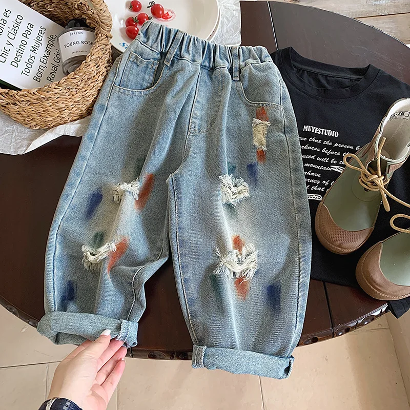 Lässige elastische Taille Teenager Kinder Hosen Design Streetwear Kinder Hosen Jeans Sommer neue Kleidung reine Baumwolle perforiert