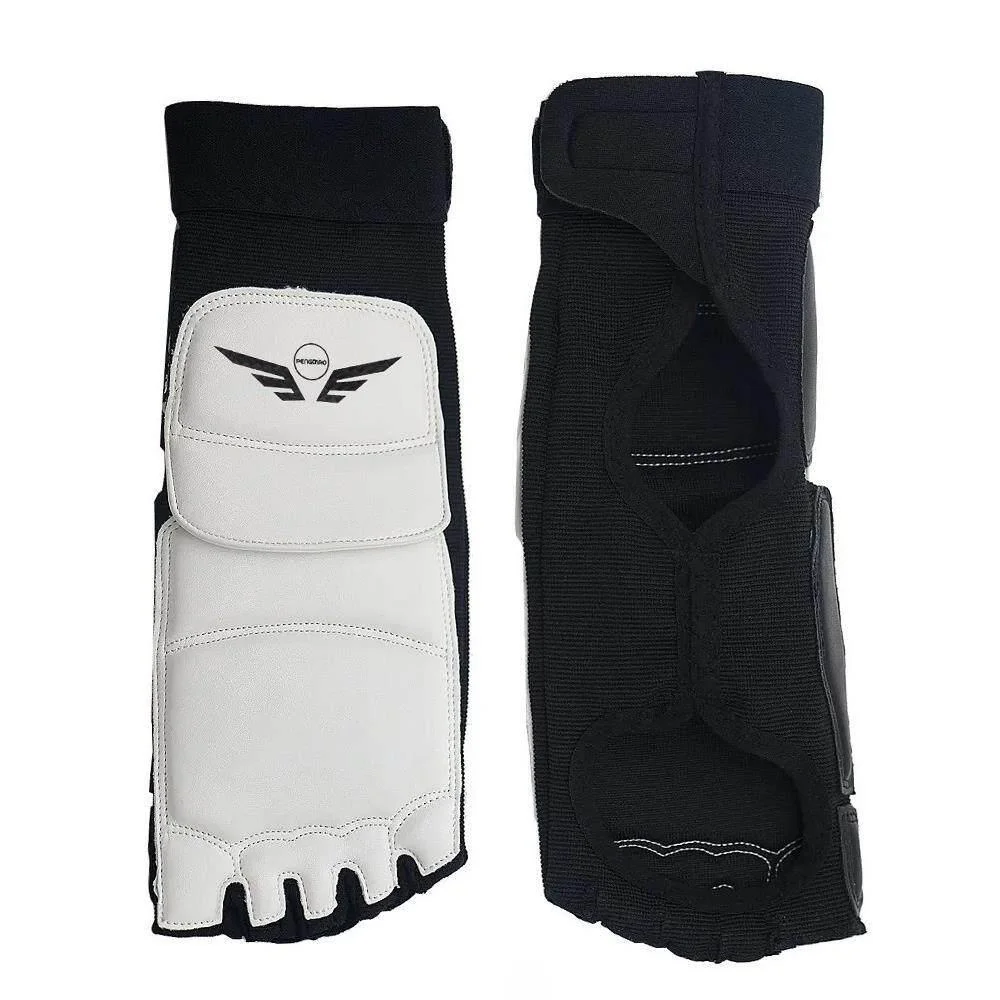 Complete Set Competition Type Taekwondo Training Gear Hand And Foot Protection Full Equipment for Children And Adults