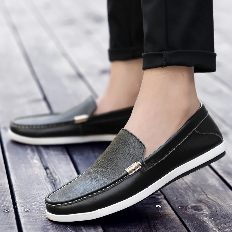 Mocassins en cuir véritable pour hommes, chaussures plates décontractées, chaussures de bateau à enfiler, chaussures confortables pour hommes