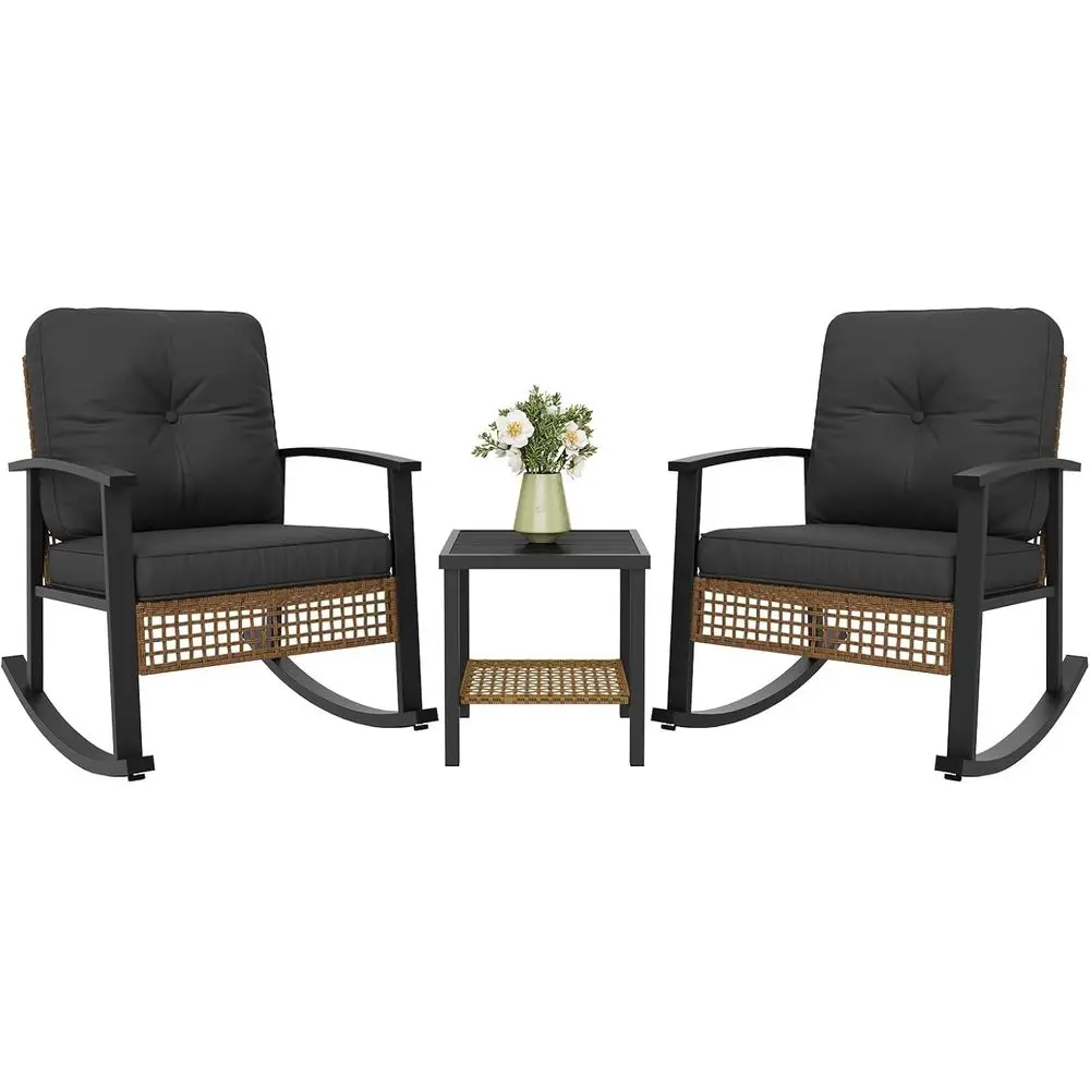 

Комплект из 3 уличных кресел-качалок для бистро, плетеная мебель для патио с толстыми подушками и 2-уровневым кофейным столиком, кресла-качалки для патио