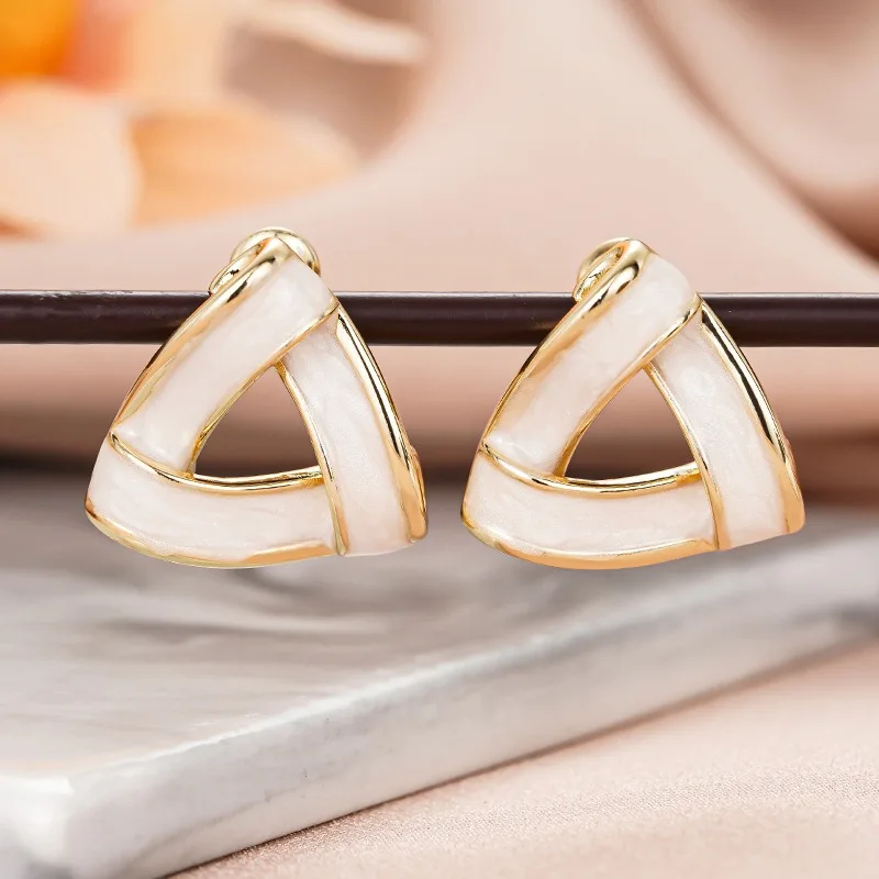 New fashionable and simple painting oil stud earrings for women, fine flash triangle trend design, high-end style accessories