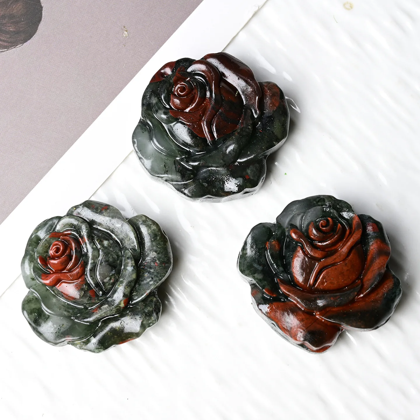 Natural Crystal African Blood Stone Rose Carving, Can Be Used as DIY Jewelry Pendant Hand Ornament Ore Wholesale