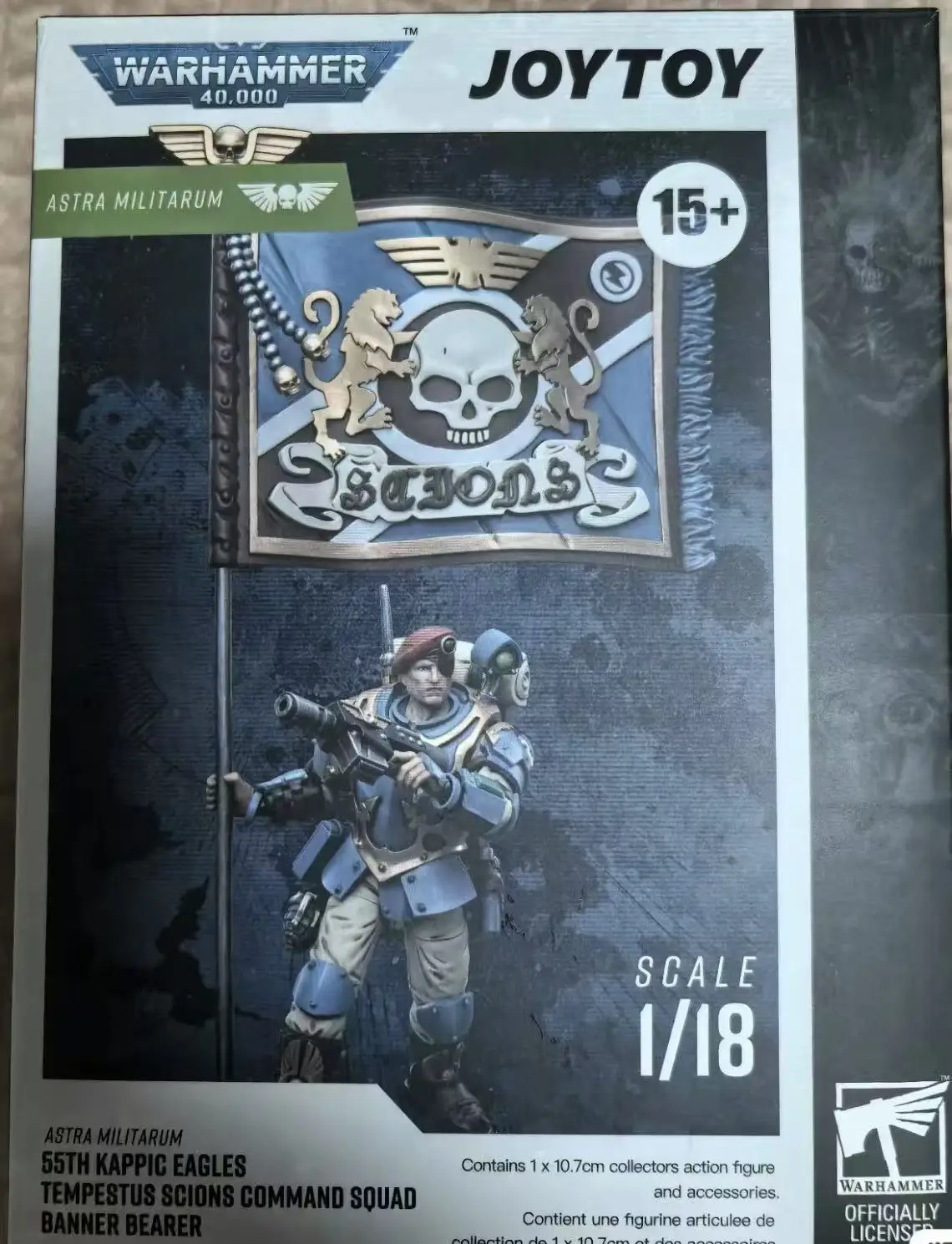 

【JOYTOY】Warhammer 40K Astra Militarum Tempestus Scions Command Squad 55th Kappic Eagles Banner Bearer 1/18 Action Figure