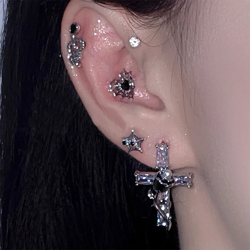 Trendy Bling Zircon Heart Screw Earrings for Women Stainless Steel Wing Snake Studs Earring Punk Cool Exquisite Jewelry Gifts