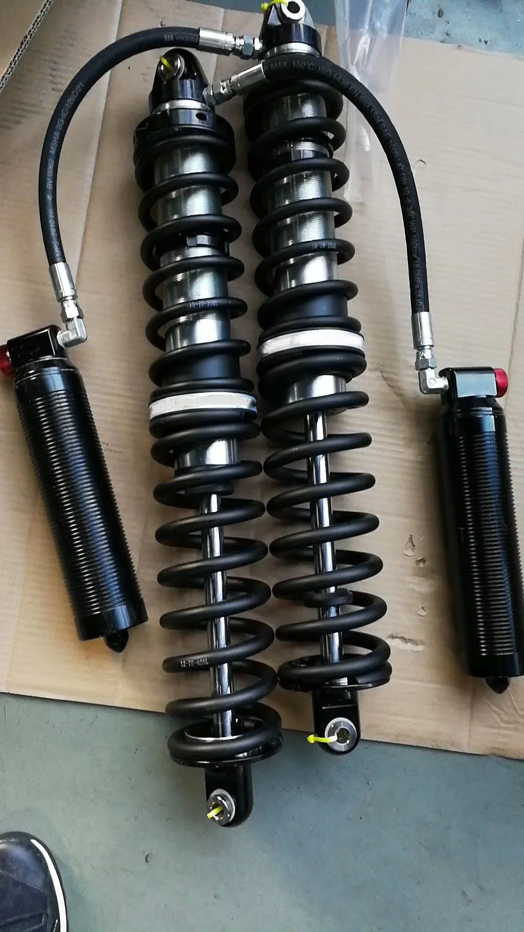 High quality 4x4 offroad car parts performance universal shock absorber 2.5 inch coilover for offroad