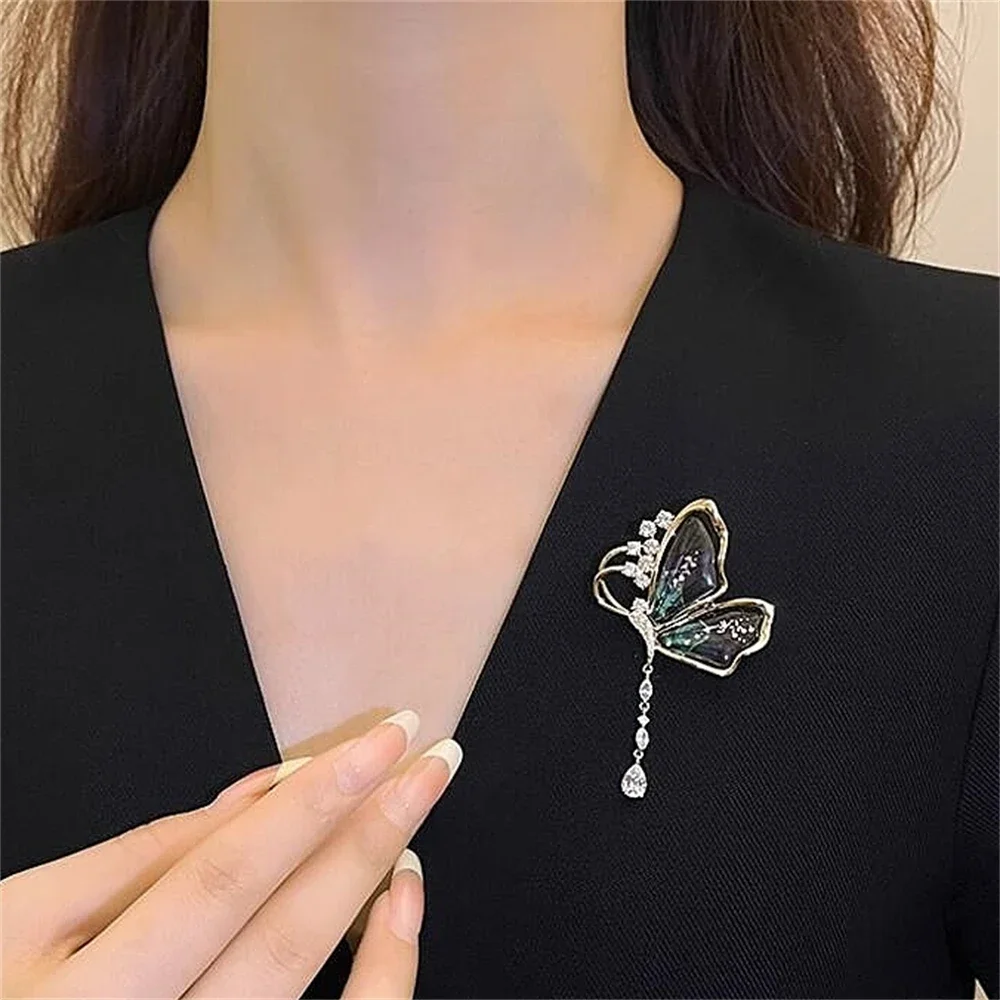 Exquisite Enamel Butterfly Brooch Elegant Insect Animal Badges Light Luxury Blue Green Lapel Pins Accessories Party Gift Jewelry