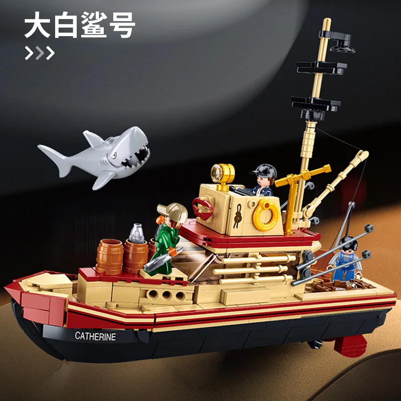 592PCS The Great Shark Vessel Trawlboat Model Building Blocks Pirate Ship Sea Fisher White Shark Figures MOC Toys With Stickers