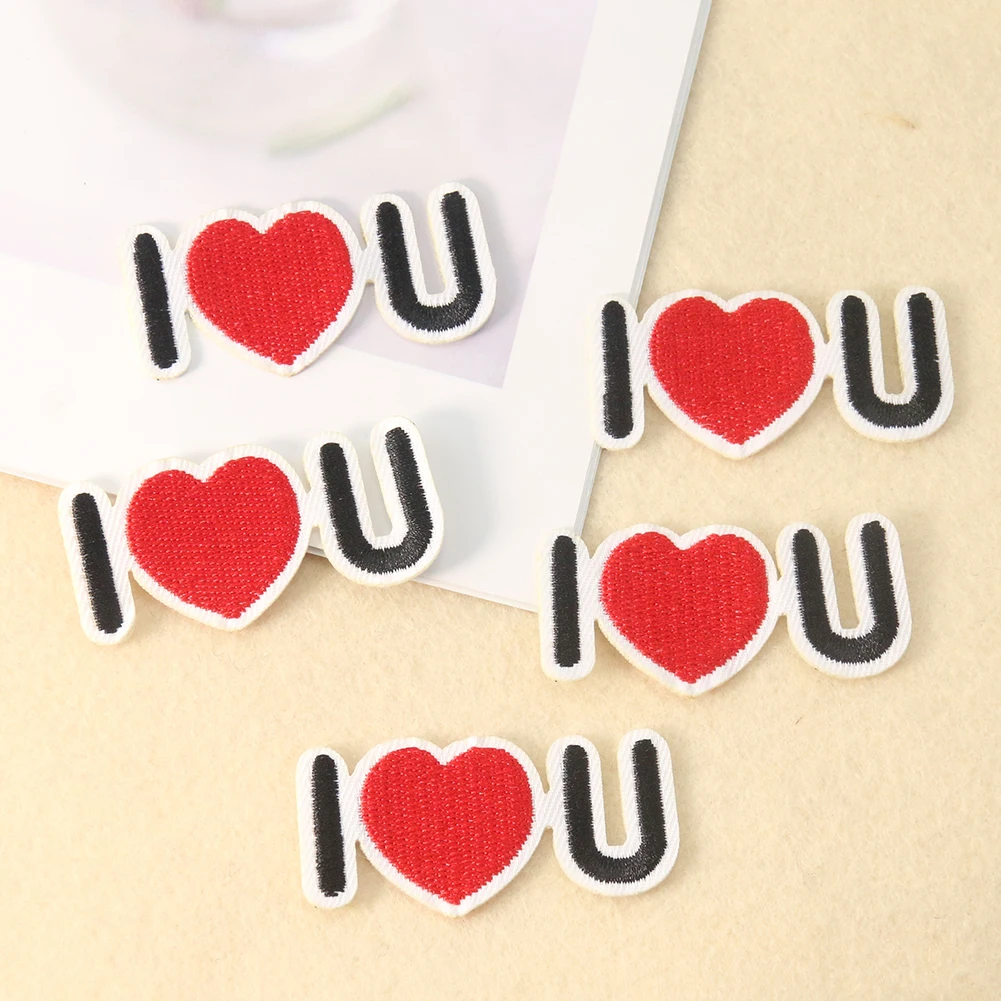 Embroidery Design Love - 2PCS Creative Minimalist Design Love Letter