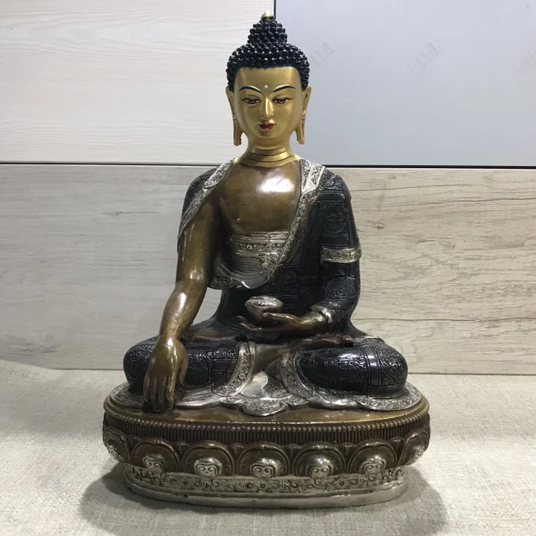 

Ten inch pure copper gilded Buddha statue of Shakyamuni Buddha, Tibetan brass Buddha ornament Buddha statue