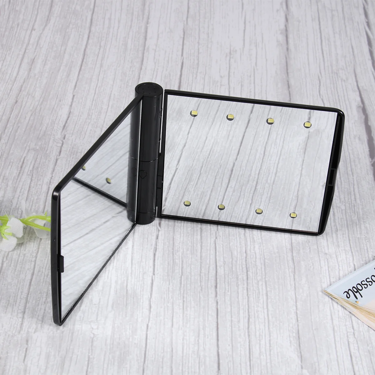 Specchio per trucco a LED Specchio cosmetico illuminato portatile pieghevole con rotazione di 330 gradi per strumento compatto da viaggio per uso domestico in bagno