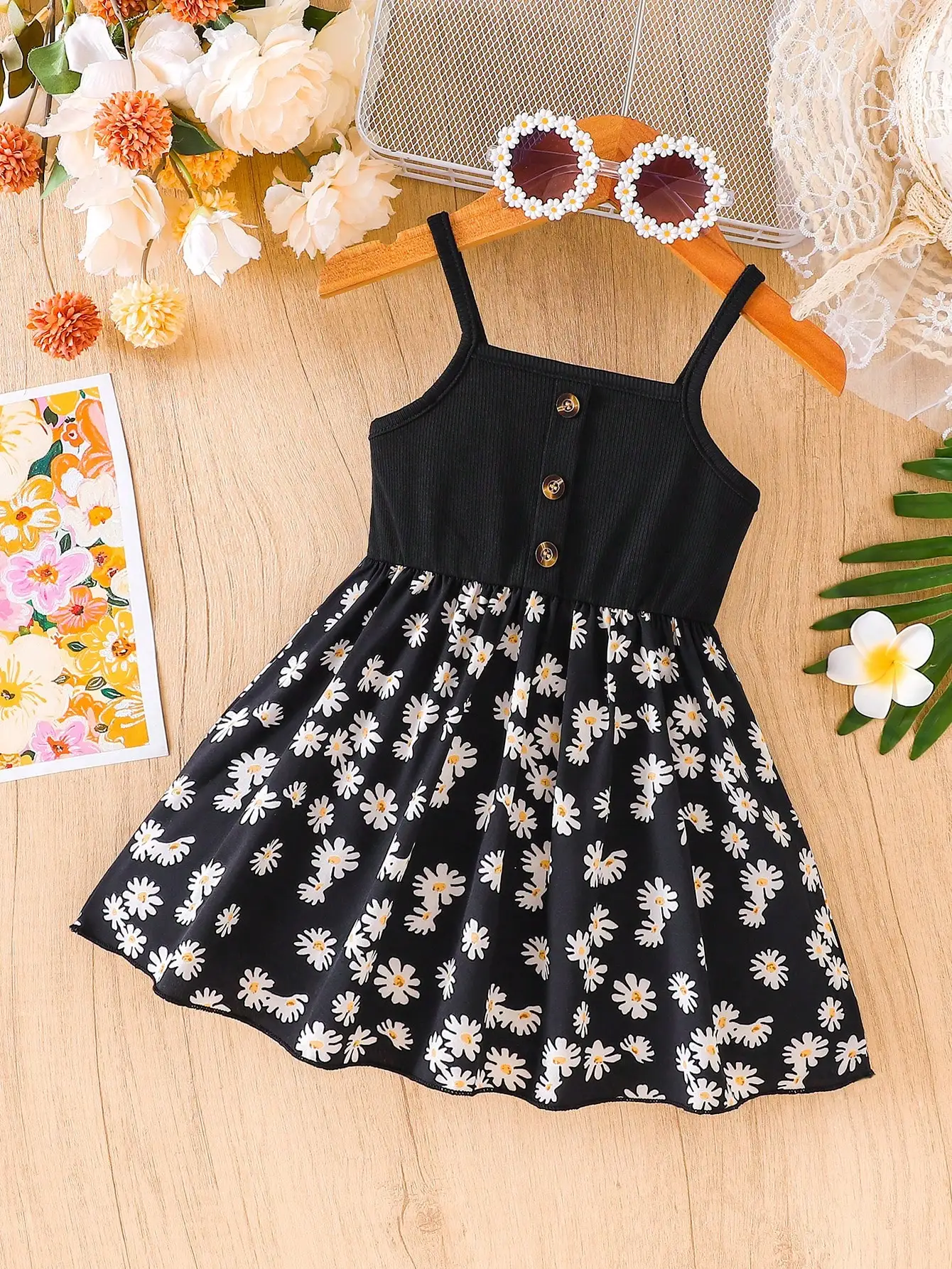 

Baby's clean color patchwork chrysanthemum printed button decoration casual dress for summer kids clothes girls