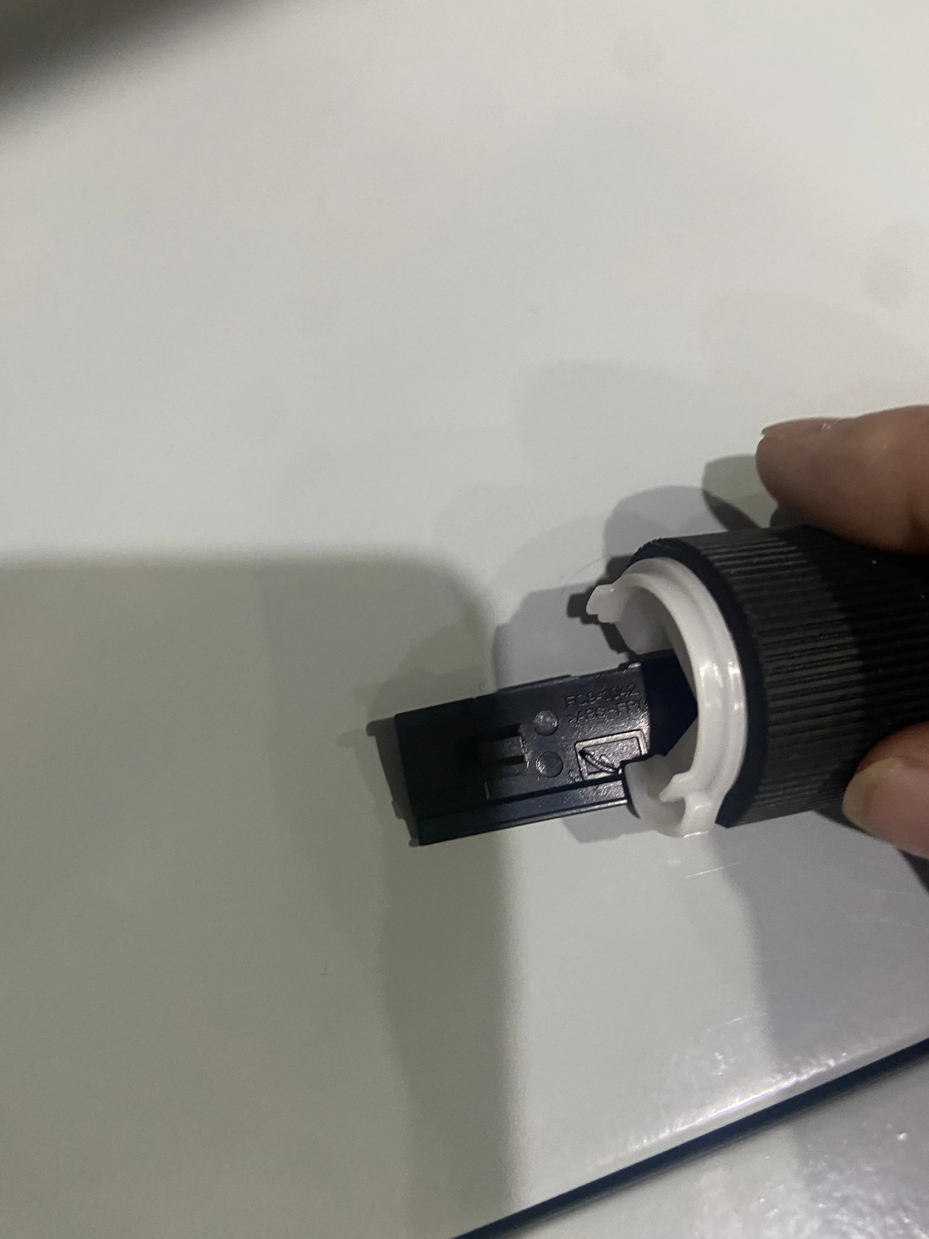 

1 компл. FL3-1447-000 FL3-1352-000 разделительная накладка ролика захвата для CANON IR 2202 2002 2204 2520 2525 2530 2535 2545 IR2545