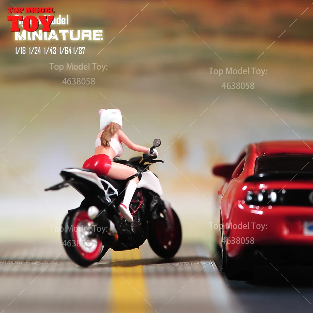 Painted Miniatures 1/18 1/24 1/64 1/43 1/87 Girl Riding Motorcycle Female Scene Figure Doll Unpainted Model For Car Vehicles