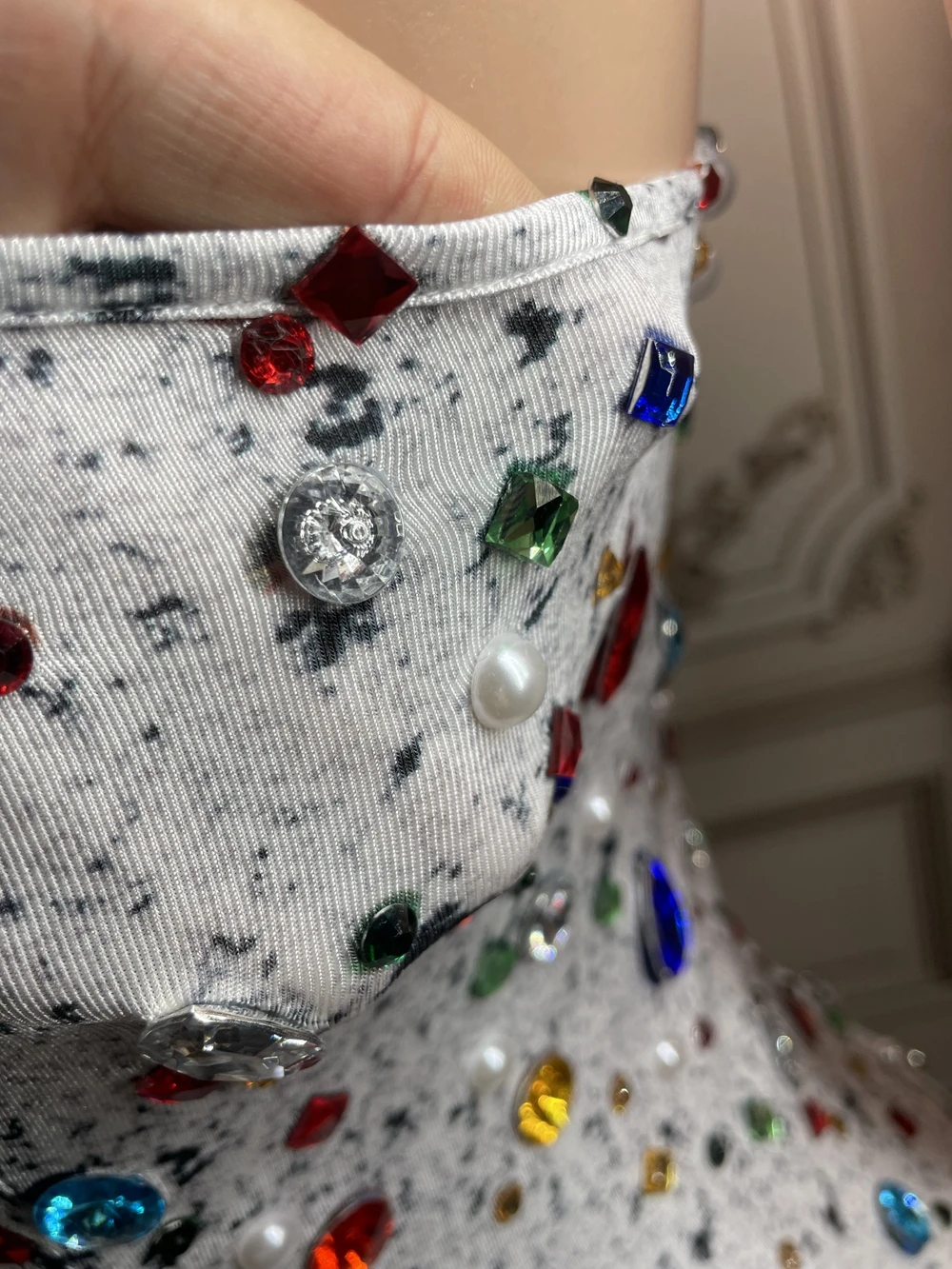 جديد المنحدر الكتف سباركلي الراين بذلة سيدة مساء حفلة موسيقية بلورات الزي عيد ميلاد احتفال السروال القصير المرحلة ارتداء