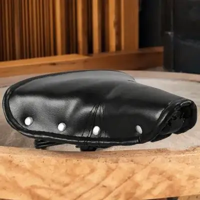 

Vintage Bike Saddle High Elasticity Wide Seating Area Comfortable Long Rides Shock Absorption Retro Design Bike Saddle