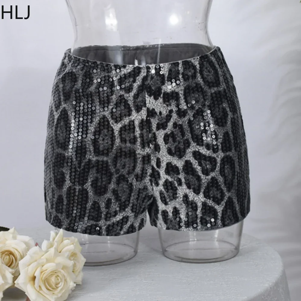 Hlj primavera lantejoulas leopardo shorts conjuntos de duas peças feminino decote em v manga curta solta basquete camisetas e shorts roupa streetwear