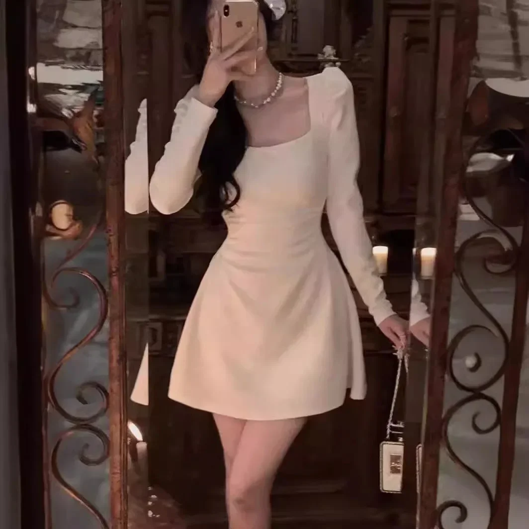 European 2025 Waist-Fitted Autumn New Arrival Long Sleeve A- Line Style First Love White New Square Collar Women's Clothing dss2
