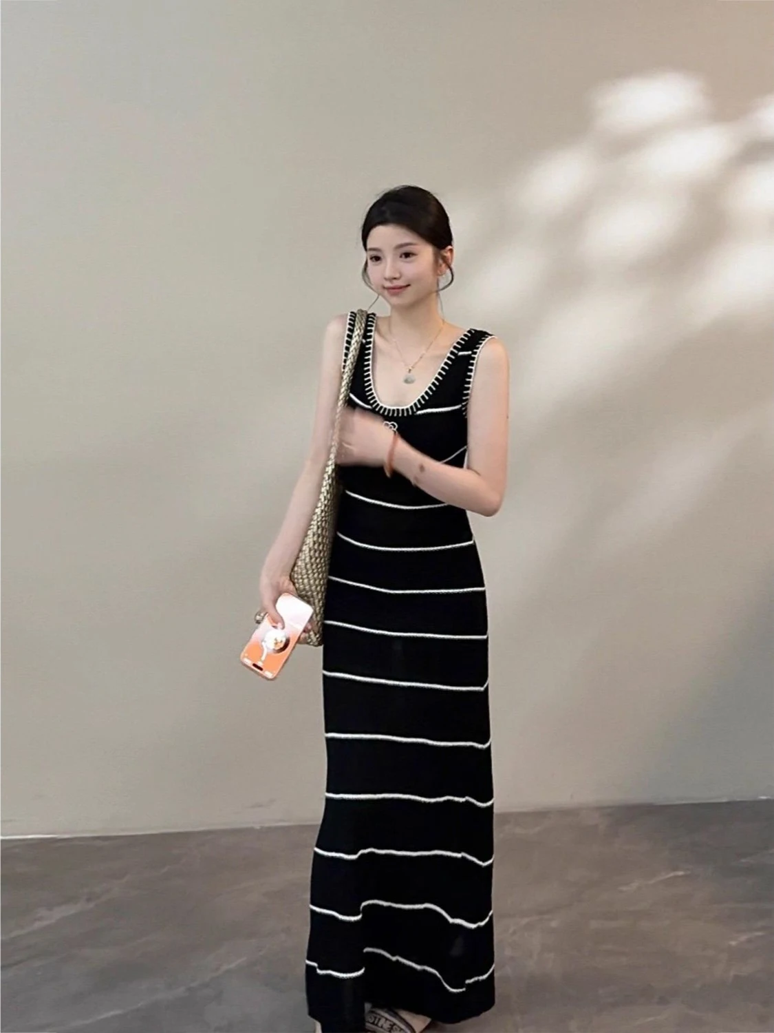 Summer 2025 New Style Sleeveless Knitted Vest Dress Long Stripe Color Block Detachable Chest Flower Waist in Figure Korean Style