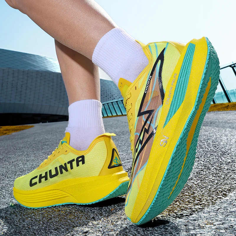 2026 Autumn New Mens and Womens Sports Shoes Lightweight Racing Elastic Running Shoes Comfortable and Fashionable Walking Shoes