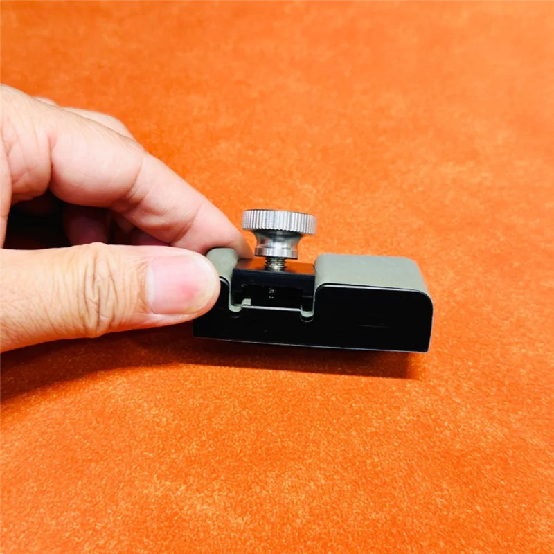 LLCS-POM Sandpaper Holder Grinding Clip Inside Corner Flat Polishing Model Handheld Sandpaper Leather Sanding Clip