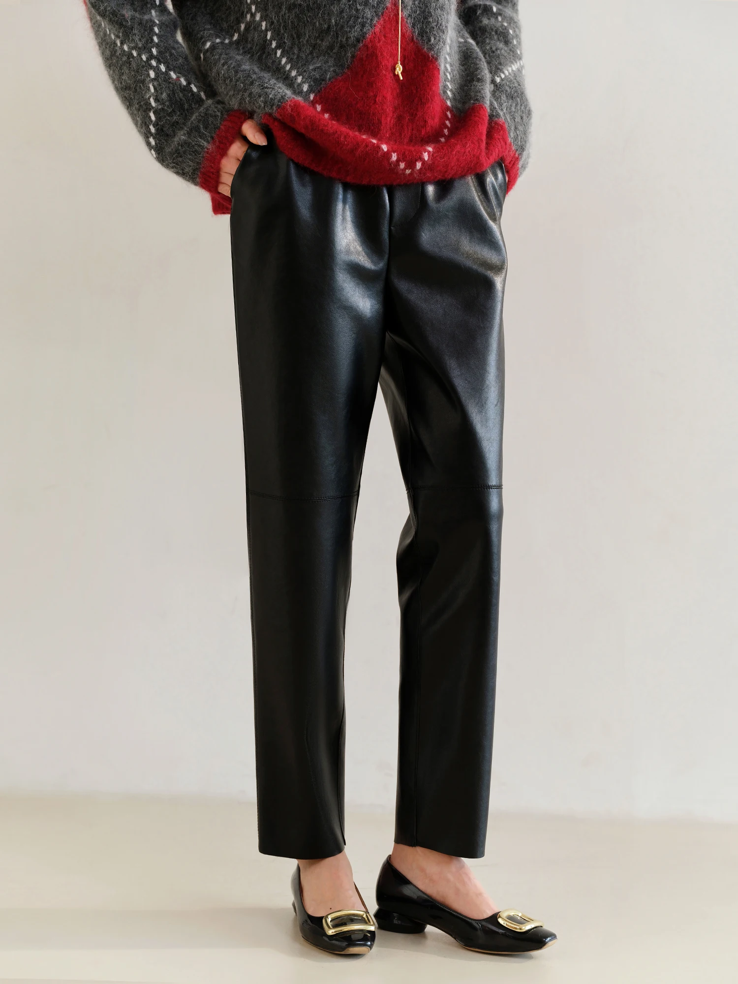 

Ji Qirui Xi High Quali Eco-Leather Island Silk Commute Warm Fce Faionable Versatile 9-Piece Leather Pants